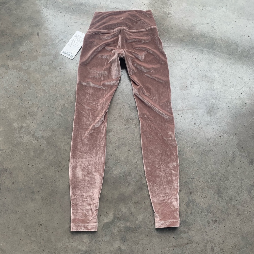 Lululemon Wunder Under HR velvet 28” - Picture 5 of 9